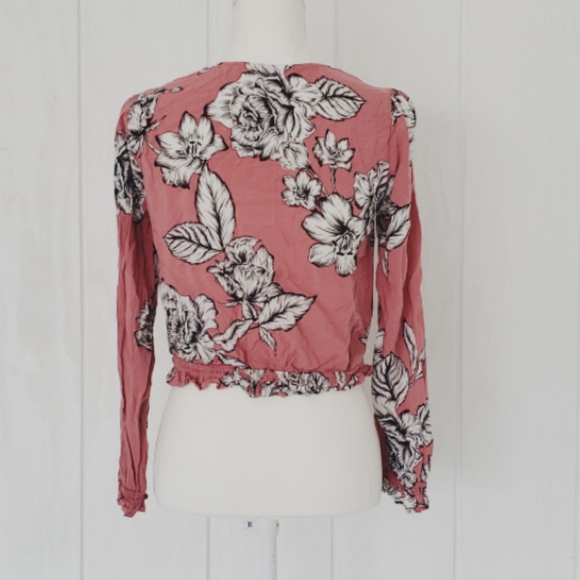 Candies, floral, cropped, cropped top, blouse, - Picture 3 of 5